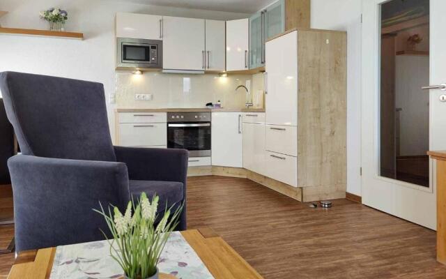 Ferienwohnung-308-Hohe-Lith-Duhnen-mit-eigenem-Strandkorb-am-Strand