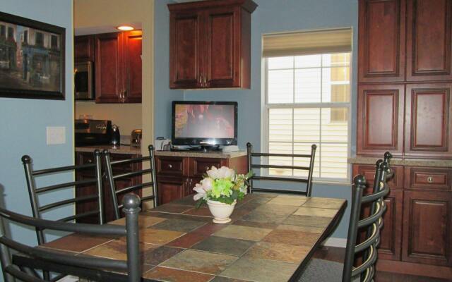 Golf 2 Screen Porches-View-Pointe Royale