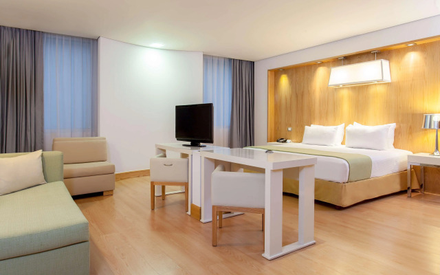 NH Collection Mexico City Airport T2