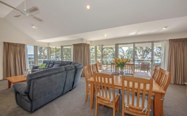 Thurlow Avenue 28, 'Ripple Cove'