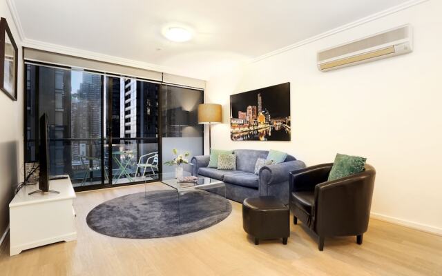 Bayviews Apartment