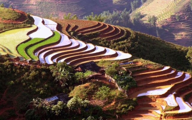 SapaAubergeDangtrung Hotel