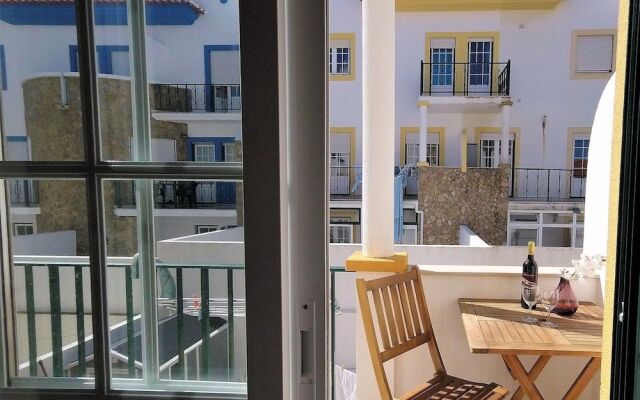 Peniche Surf Lodge - Hostel