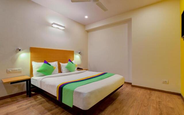 Treebo Trend Banana Boutique Patrakarpuram