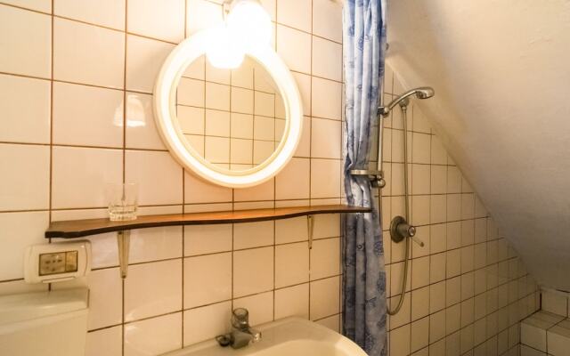 Farmhouse in Tuscany Near Renaissance Villa