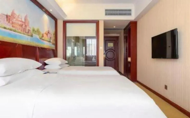 Vienna Hotel (Zhongshan Ancient Town Center)