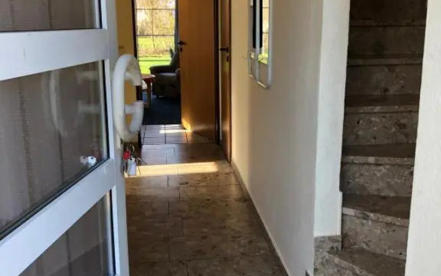 To Hus, Reihenhaus 6