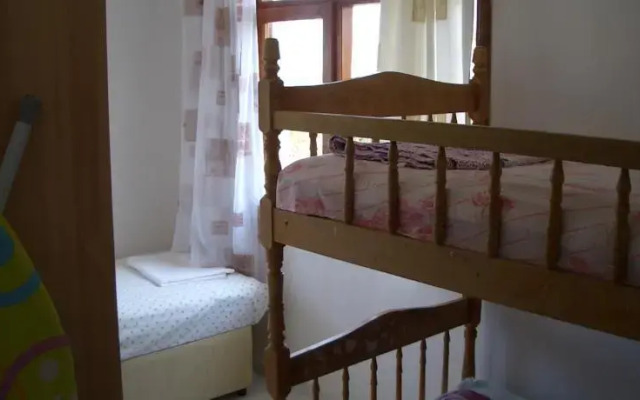 Yakamoz Tatil Sitesi