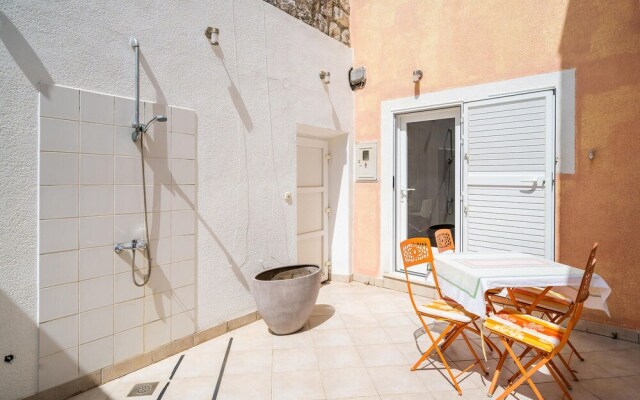 Amazing Home in Slano With 5 Bedrooms and Wifi