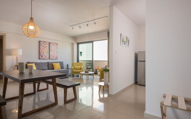 Trianon Luxury Apartments & Suites