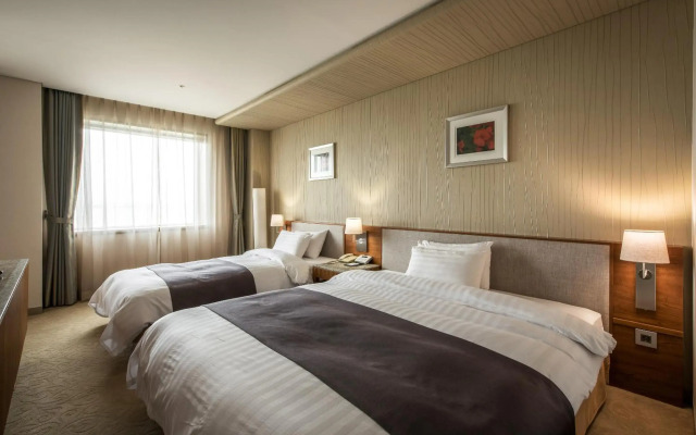 Shangria Beach Tourist Hotel