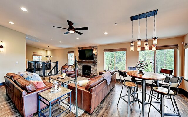 2015 South Lake Tahoe - 4 Br Home