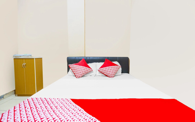 SPOT ON 91885 Wisma Heksa