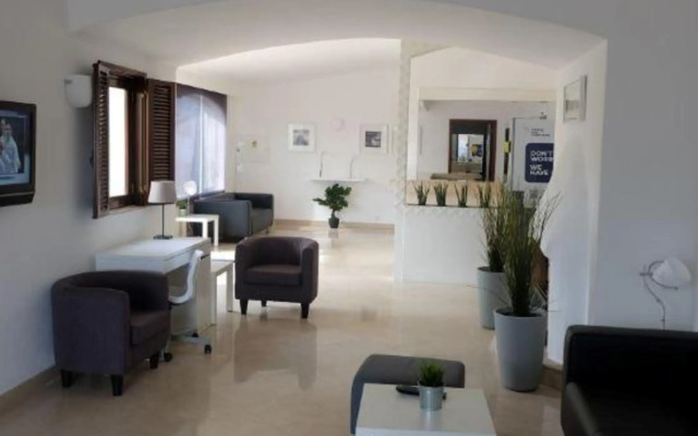 Roca Belmonte Apartamentos