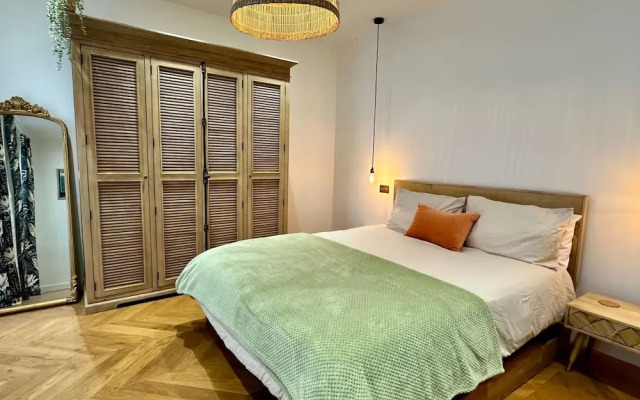 Paradis Chic - Renovated 2 Bed Apt in Paris