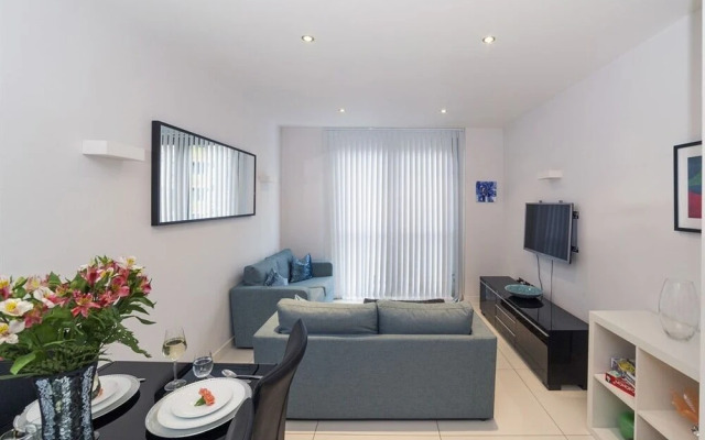 Exclusive Tower Bridge Apartment