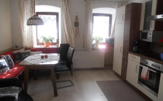 Gasthof zur Burg Falkenstein