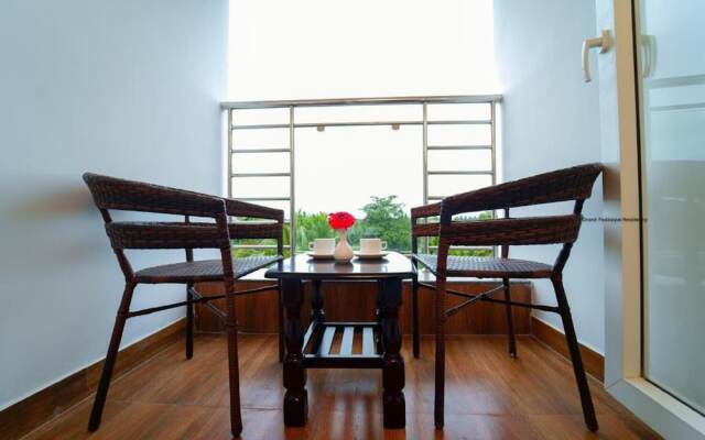 Grand Padappai Residency