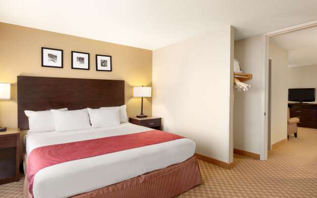 Country Inn & Suites by Radisson, Coon Rapids, MN