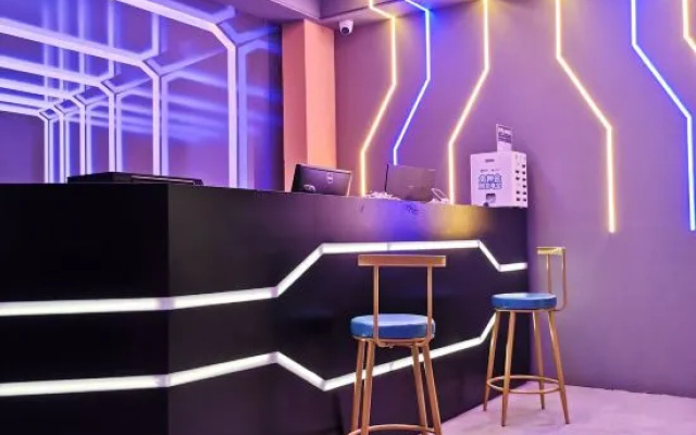 ReMAX Esports Hotel (Ningbo East New City Cultural Square Branch) – Entertainment – Ningbo