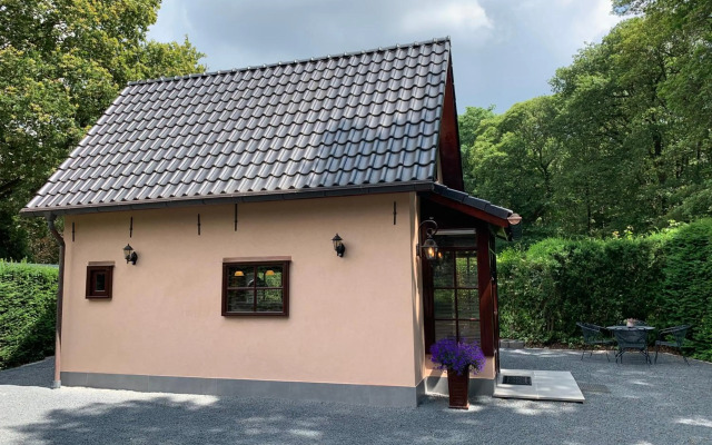 Romantisch Gastenverblijf 'Het Vogelhuisje'