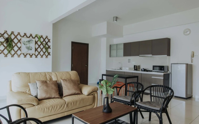 Regalia Residence Suite by Stay Hub