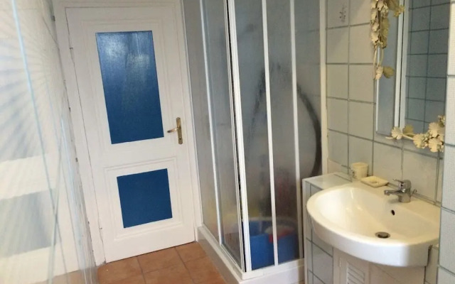 Grandis Guesthouse