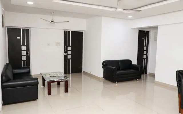 OYO 7150 Apartment Metro View Residency