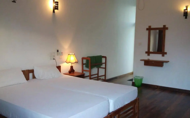 Serene Park Hotel