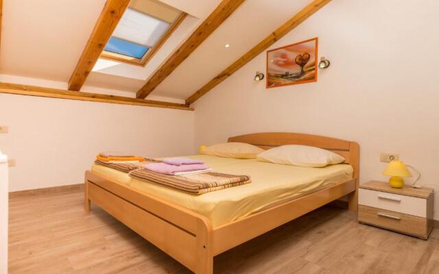 Apartments Sare