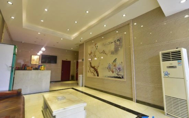 Xiaogan Aodu Cinema Hotel