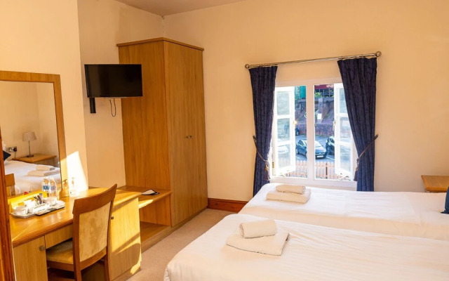 The George Hotel