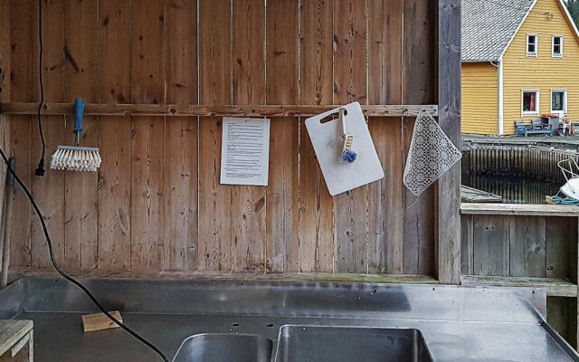 10 Person Holiday Home in Urangsvåg