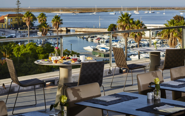 Occidental Faro Hotel