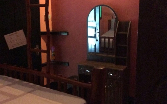 Kajibange Bar and Guesthouse
