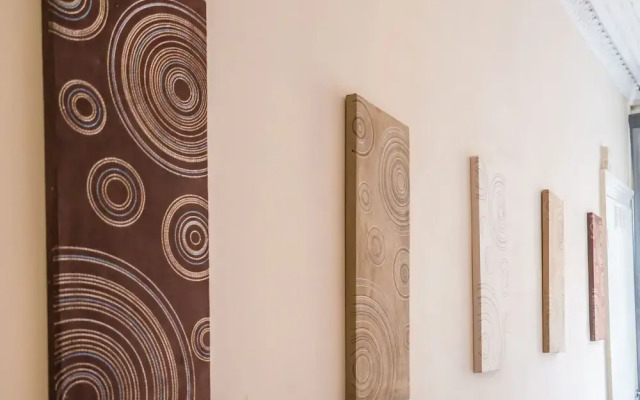 Enticing Apartment in Edinburgh near City Center