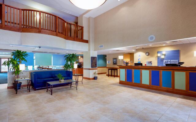 Holiday Inn Express & Suites Bradenton East-Lakewood Ranch, an IHG Hotel