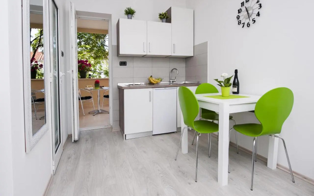 Studio Apartment White