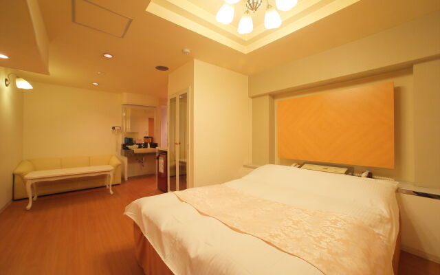 Hotel Olive Kyoto Yamashina - Adults Only