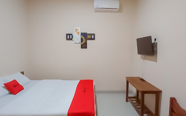 RedDoorz Syariah near Tugu Lampu Gentur Cianjur