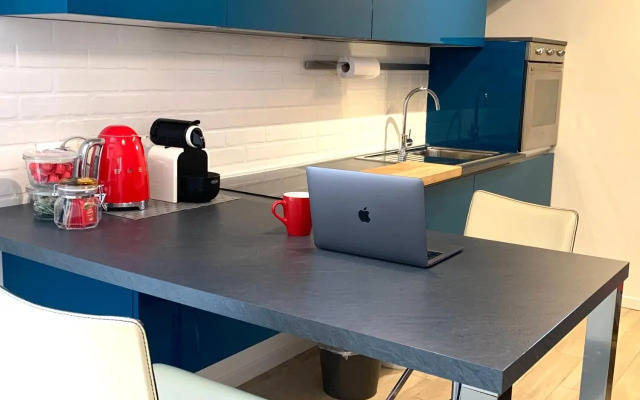 INTERNO 2 Este centro