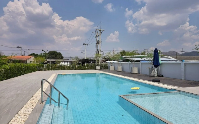 Manee Mantra Hotel Kanchanaburi