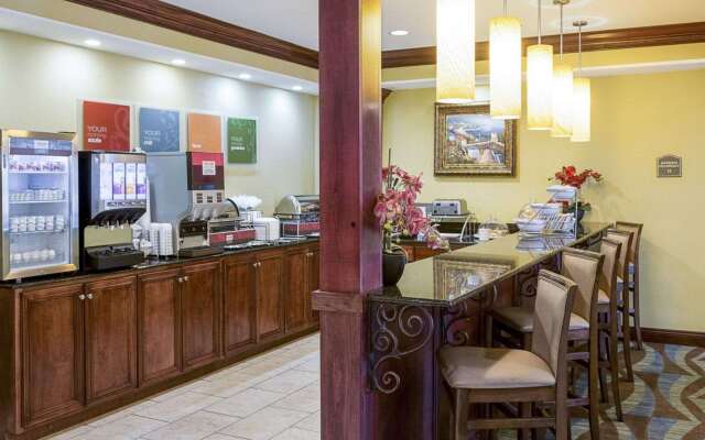 Comfort Suites Harvey - New Orleans West