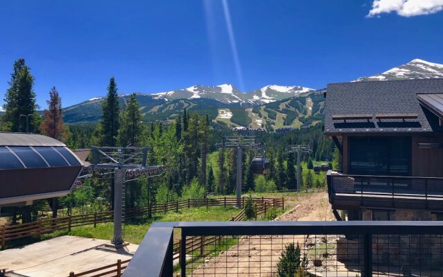 Disconnect at the Breck Connect