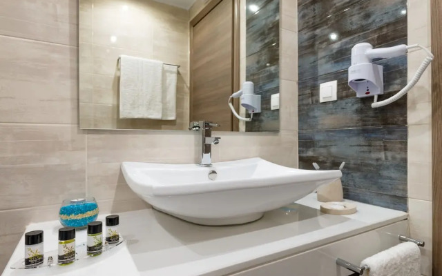 Lagaria Hotel & Apartments Aspróvalta