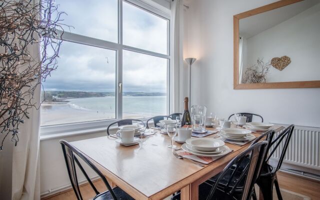 Captains Walk - 4 Bedroom Apartment - Saundersfoot