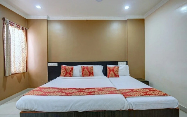 Hotel Nadaradjane Residency