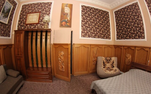 Orpheus Hostel and Apartments