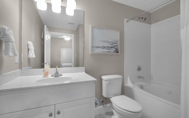 Majestic Beach Towers 1-605