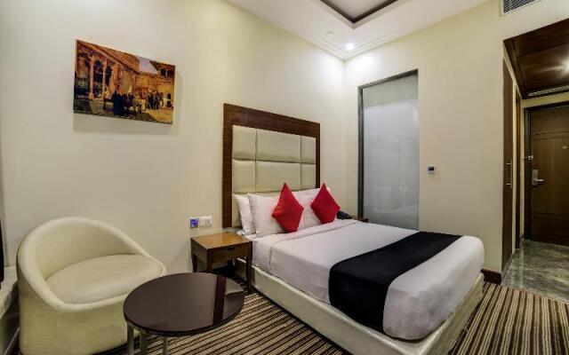 OYO Hotel: Capital O New Haven Hotel Near Lotus Temple